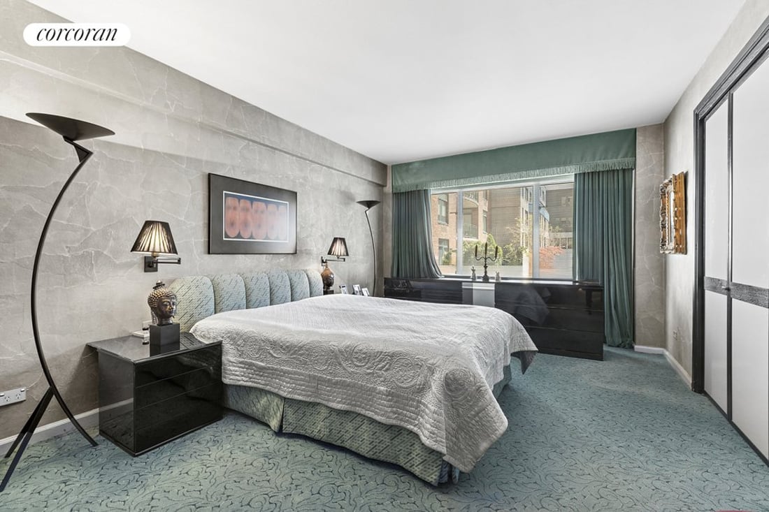 Photo for  200 East 57th Street  - 935 3 AVENUE Cooperative in Midtown East, Manhattan