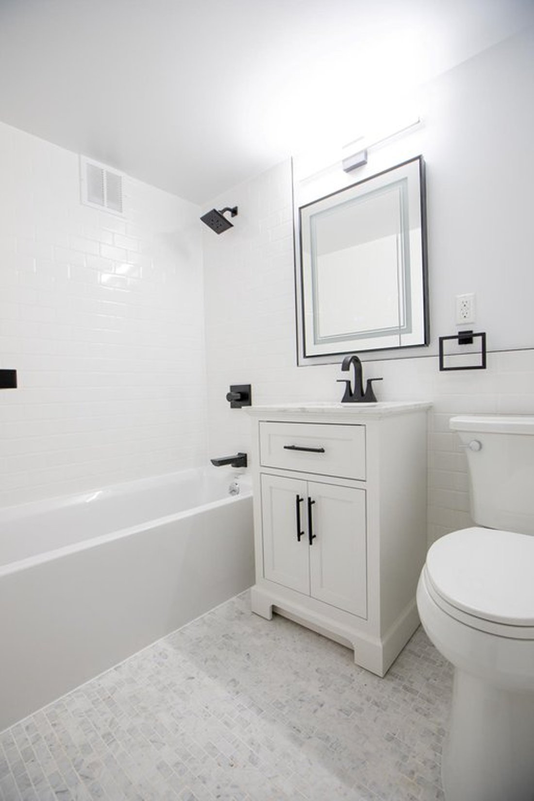 Photo for  Clinton Hill Coops  - 185 CLINTON AVENUE Cooperative in Clinton Hill, Brooklyn