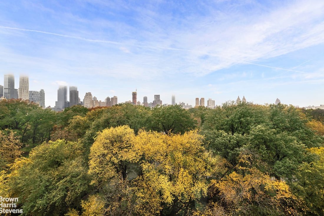 Photo for  880 5th Avenue  - 880 5th Avenue Cooperative in Upper East Side, Manhattan