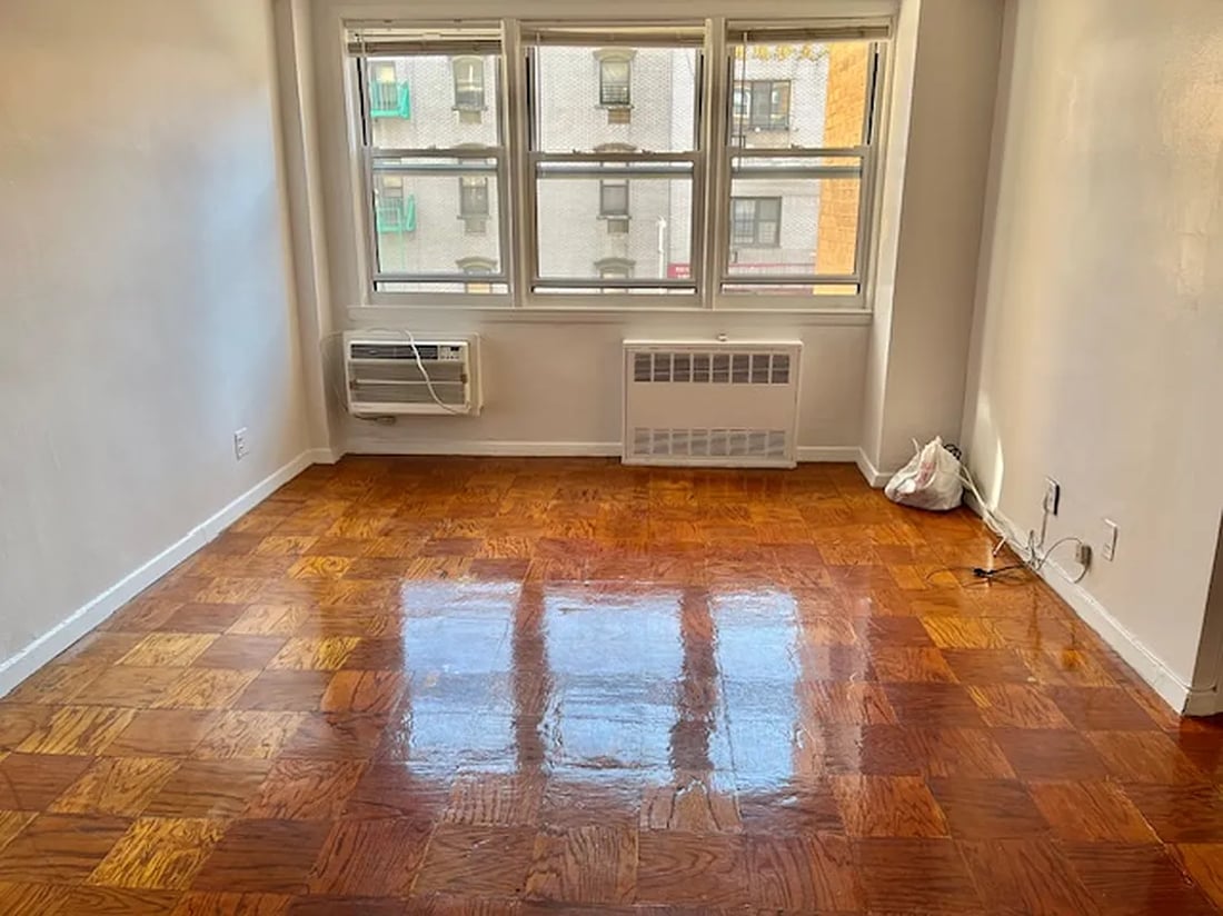 Photo for  Bridgeview House Condominiums  - 2 ELIZABETH STREET Condominium in Chinatown, Manhattan