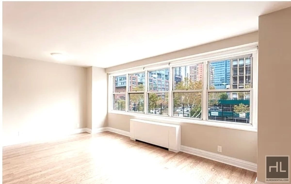 Photo for Riverview East - 251 East 32nd Street Cooperative in Murray Hill, Manhattan