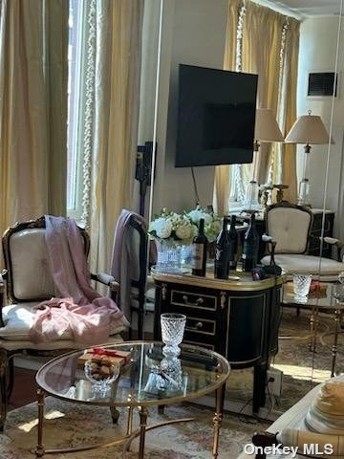 Photo for The Belaire - 524 East 72nd Street Condominium in Upper East Side, Manhattan