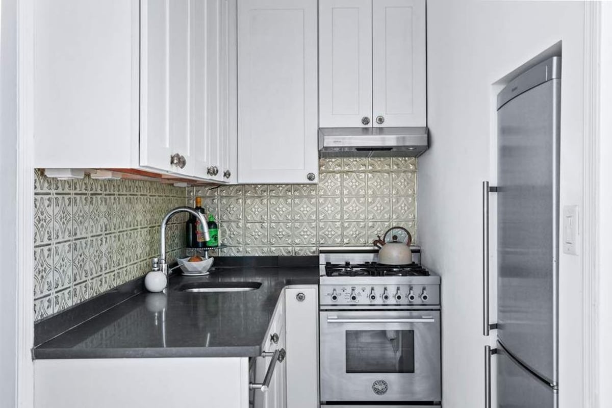 Photo for 507 East 12th Street - 507 East 12th Street Cooperative in East Village, Manhattan