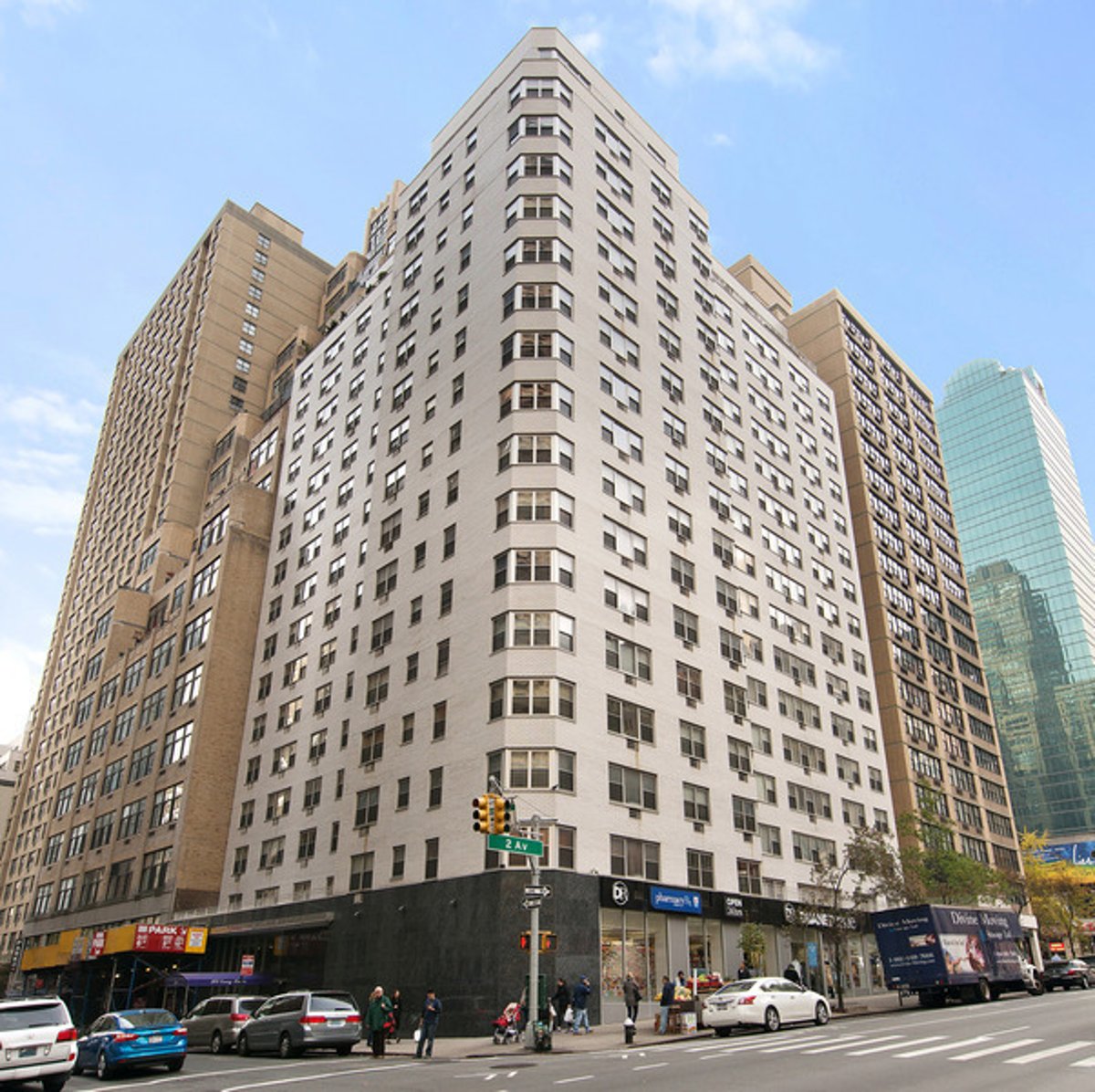Photo for The Envoy - 300 East 46th Street Rental Building in Turtle Bay, Manhattan