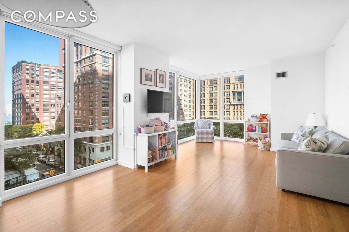 Photo for Liberty Green - 300 North End Avenue Condominium in Battery Park City, Manhattan