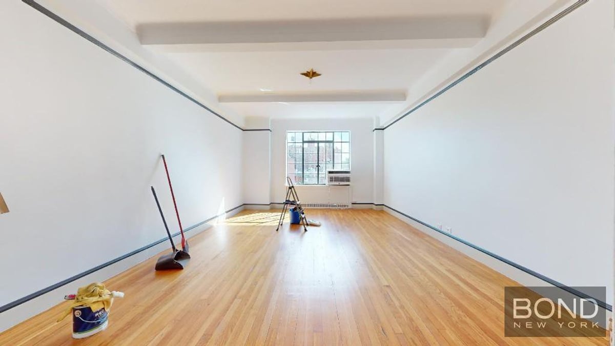 Photo for 1 Christopher - Christopher Street Rental Building in West Village, Manhattan