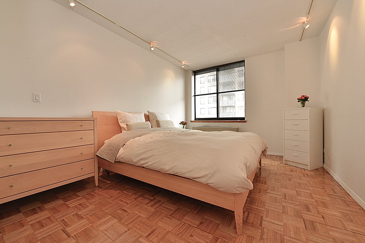 Photo for The Highpoint - 250 East 40th Street Condominium in Midtown East, Manhattan