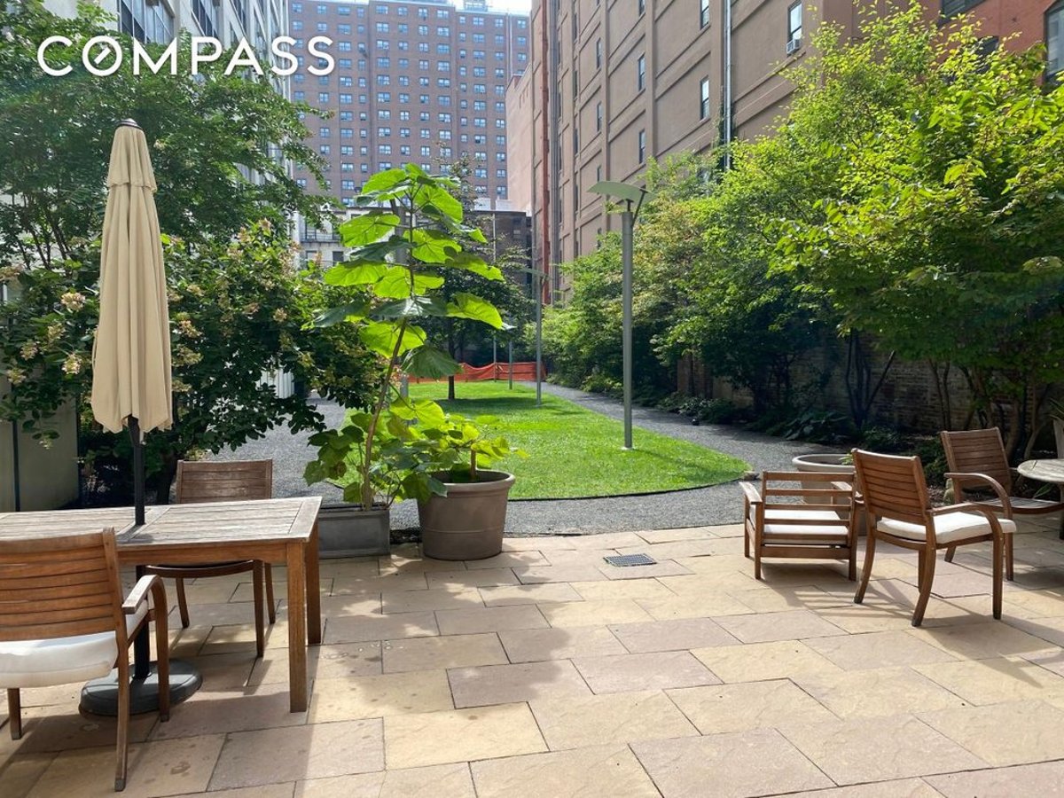 Photo for The Kent - 970 Kent Avenue Condominium in Bedford-Stuyvesant, Brooklyn