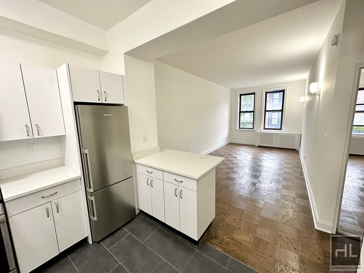 Photo for 235 West 22nd Street - 235 West 22nd Street Rental Building in Chelsea, Manhattan
