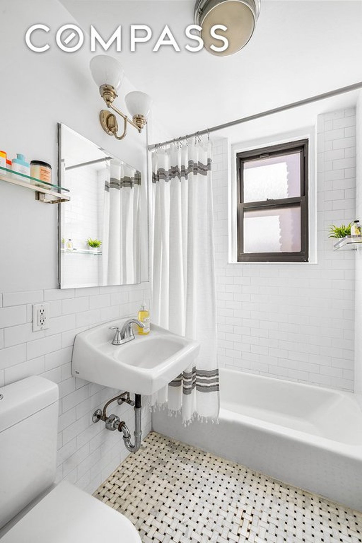 Photo for 250 West 22nd Street - 250 West 22nd Street Cooperative in Chelsea, Manhattan