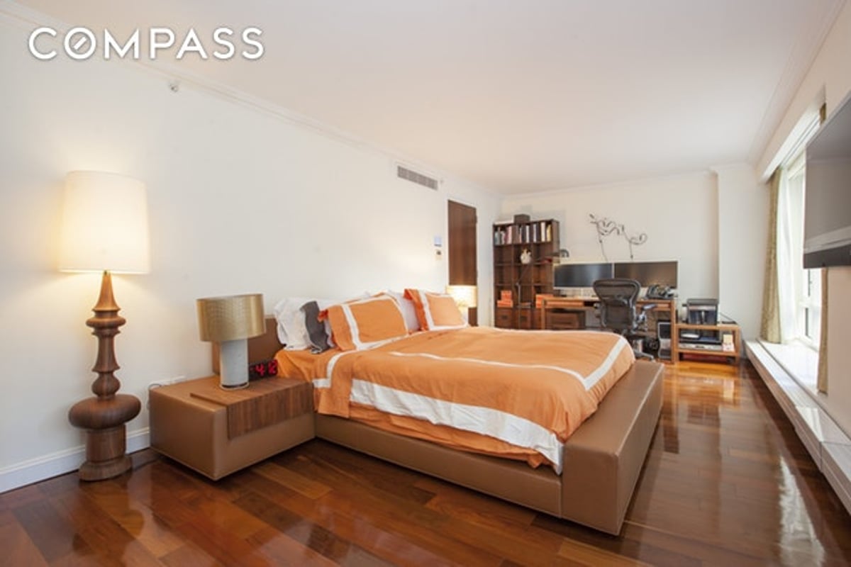 Photo for Tribeca Townhomes - 16 Warren Street Condominium in Tribeca, Manhattan