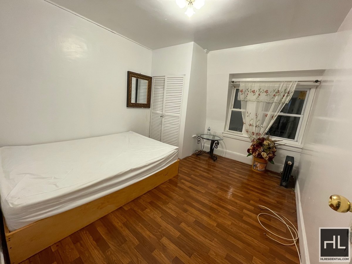 XXL ROOM FOR RENT NEWKIRK AVENUE PRIME DITMAS PARK Rental NYC Real
