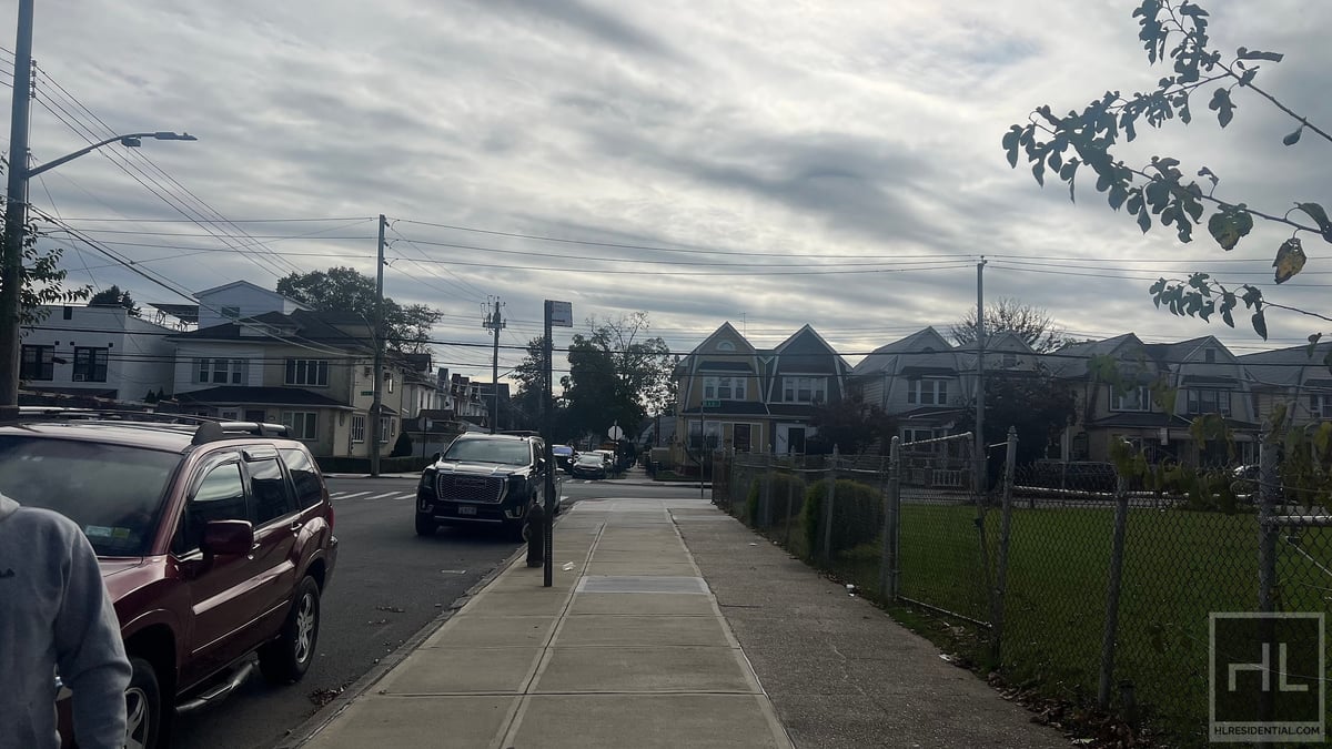 ROOMS FOR RENT EAST 40 STREET FLATLANDS Rental NYC Real Estate