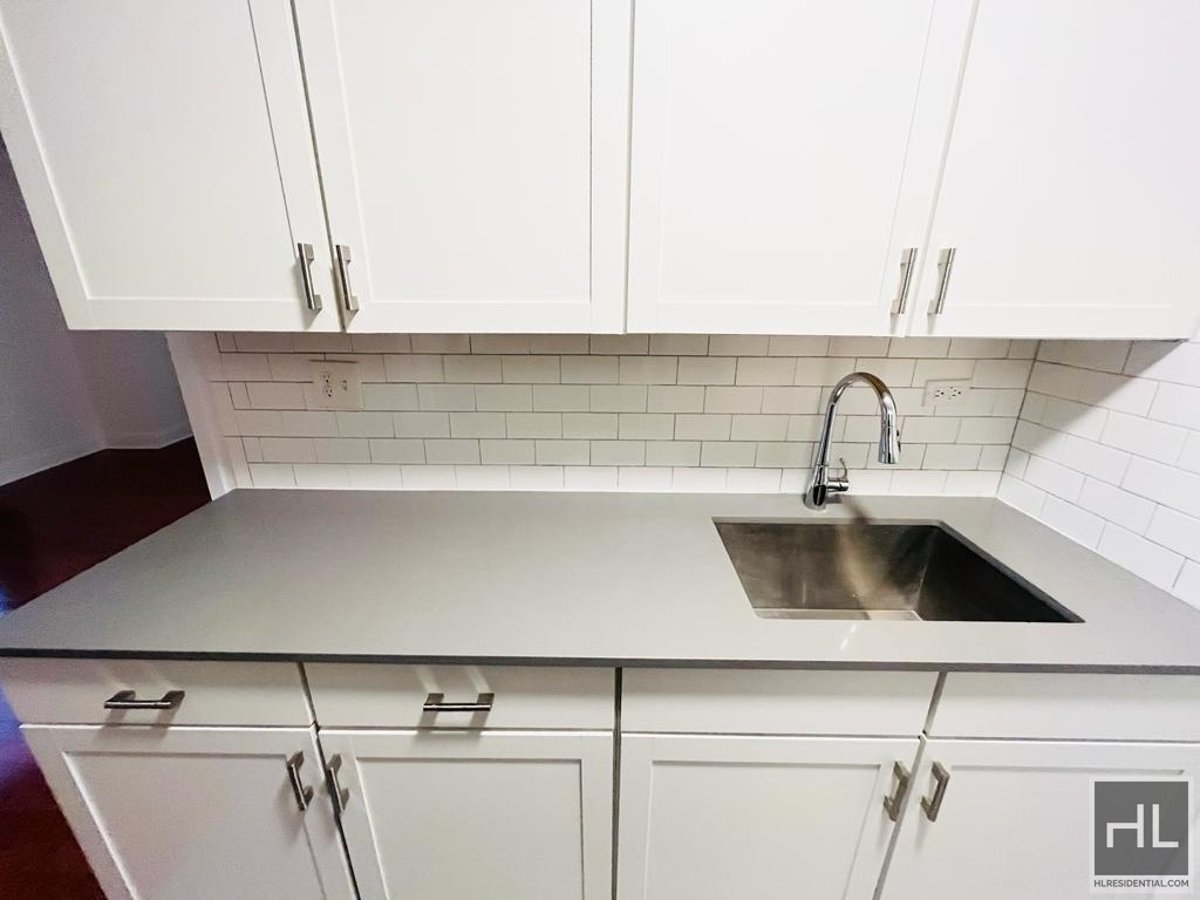 Photo for 3333 BROADWAY - 3333 Broadway Rental Building in West Harlem, Manhattan