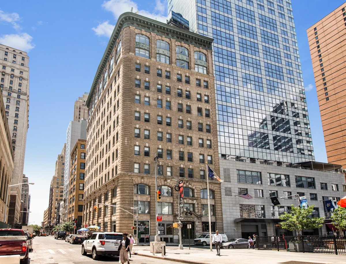 Photo for Greenwich Place - 120 Greenwich Street Condominium in Financial District, Manhattan