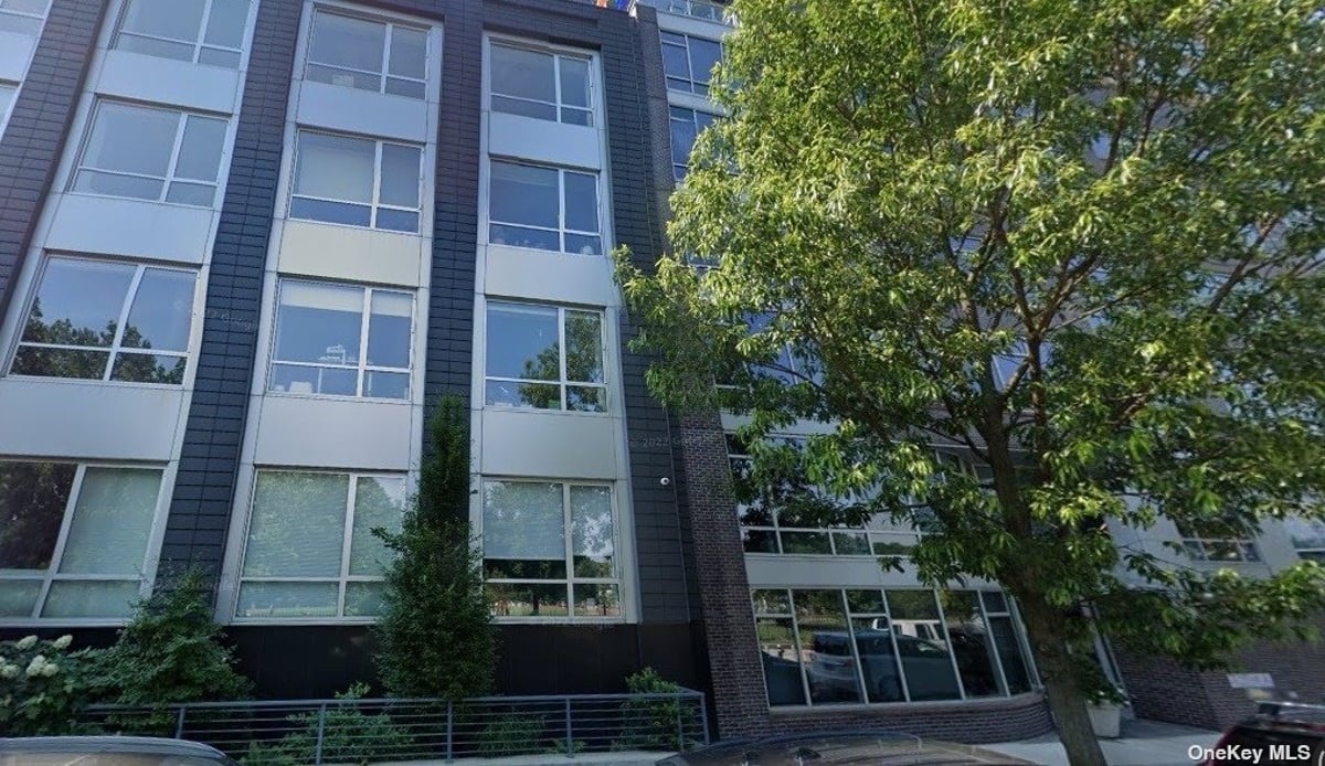 Photo for Bridgeview House Condominiums - 50 Bayard Street Condominium in Chinatown, Manhattan