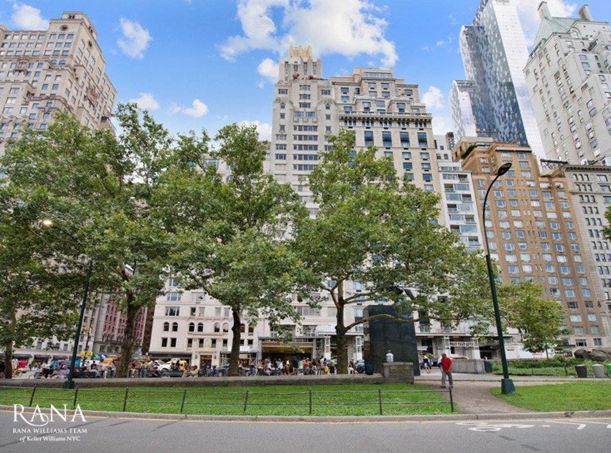 Photo for Trump Parc - 106 Central Park South Condominium in Midtown, Manhattan