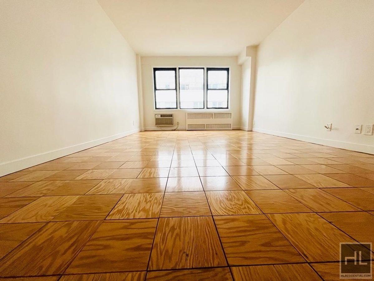 Photo for 236 EAST 36 STREET - 236 East 36th Street Rental Building in Murray Hill, Manhattan