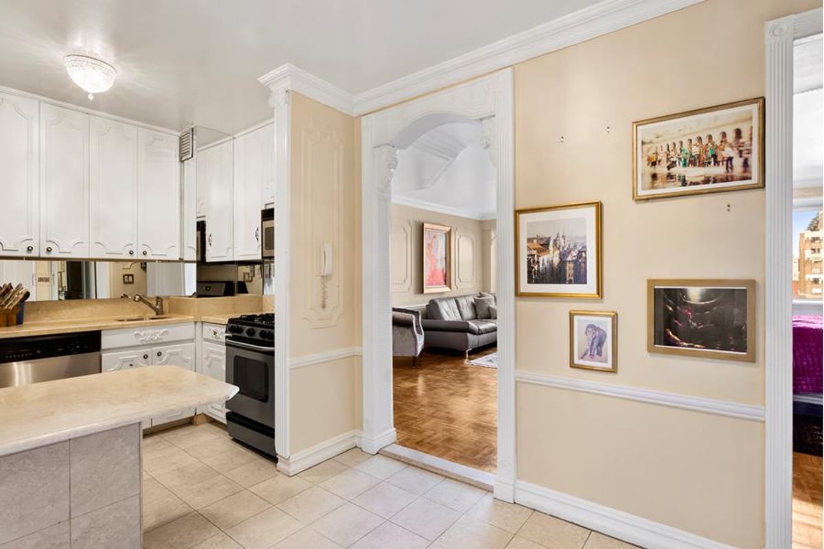 Photo for The Churchill - 300 East 40th Street Condominium in Turtle Bay, Manhattan