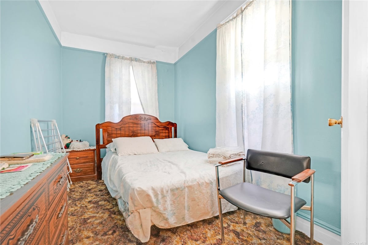 Photo for The Hawthorne - 211 East 53rd Street Condominium in Midtown East, Manhattan