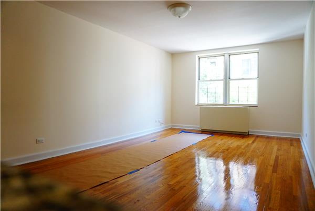 Photo for 30 East End Ave - 30 East End Avenue Rental Building in Yorkville, Manhattan