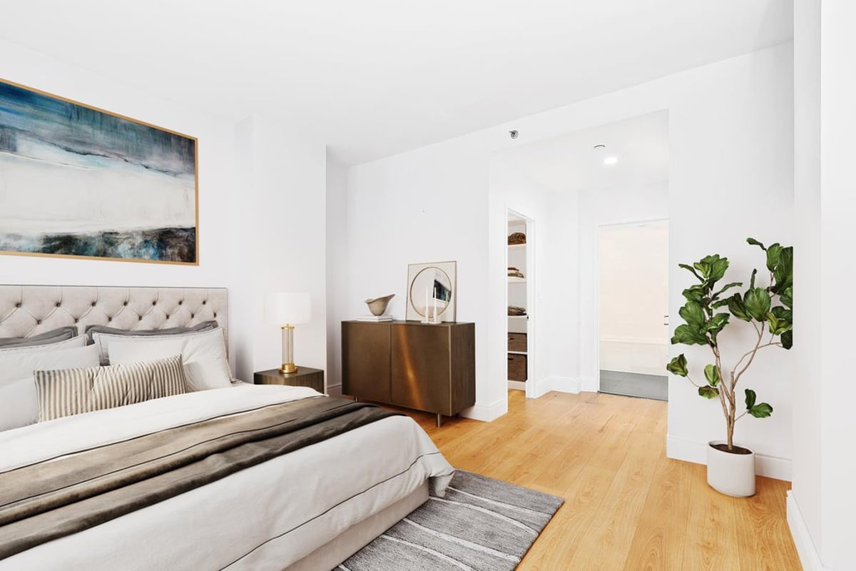 Photo for Verde Chelsea - 125 West 22nd Street Condominium in Chelsea, Manhattan