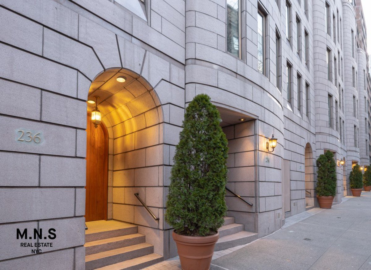 Photo for 265 East 66th - 265 East 66th Street Rental Building in Lenox Hill, Manhattan