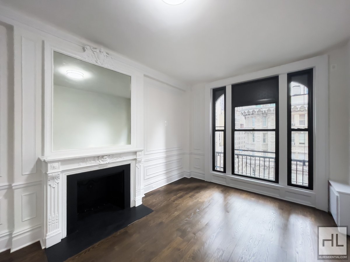 Photo for 200 West 58th Street - 200 West 58th Street Rental Building in Midtown, Manhattan