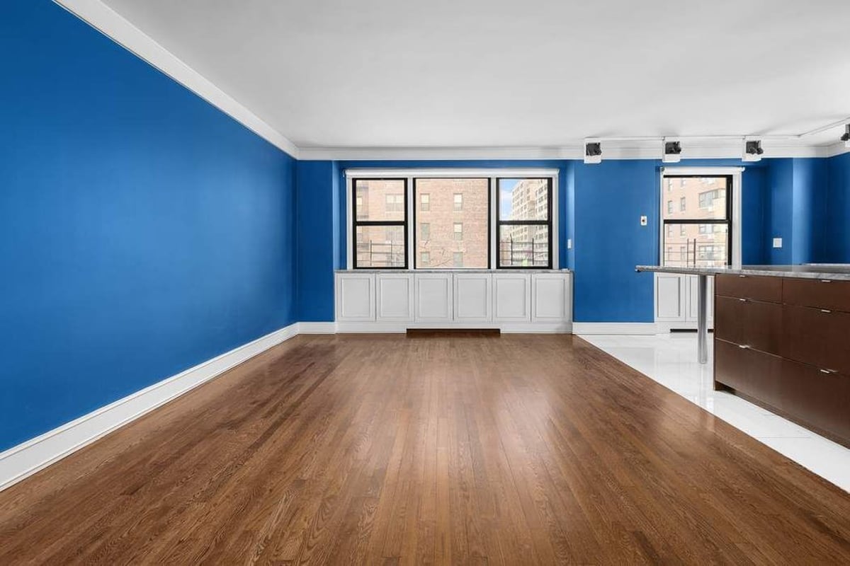 Photo for Gramercy Arms - 145 East 15th Street Cooperative in Gramercy Park, Manhattan