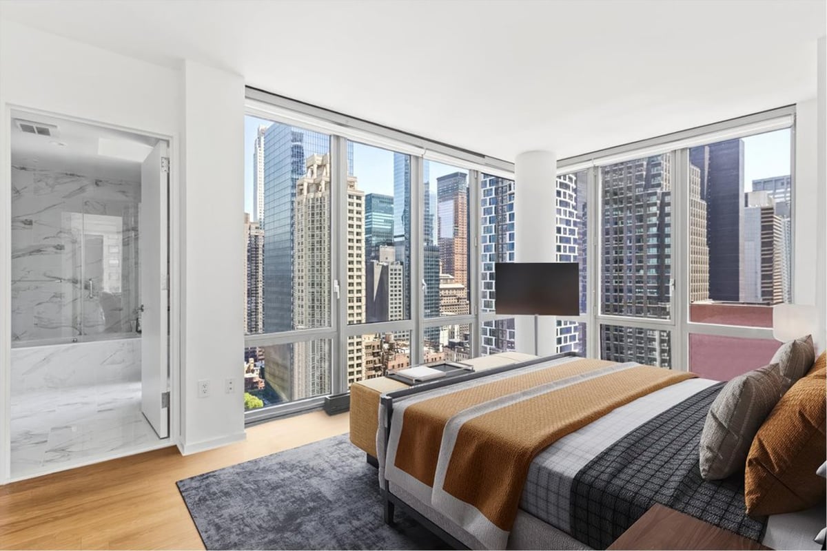 Photo for The Link - 310 West 52nd Street Condominium in Midtown West, Manhattan