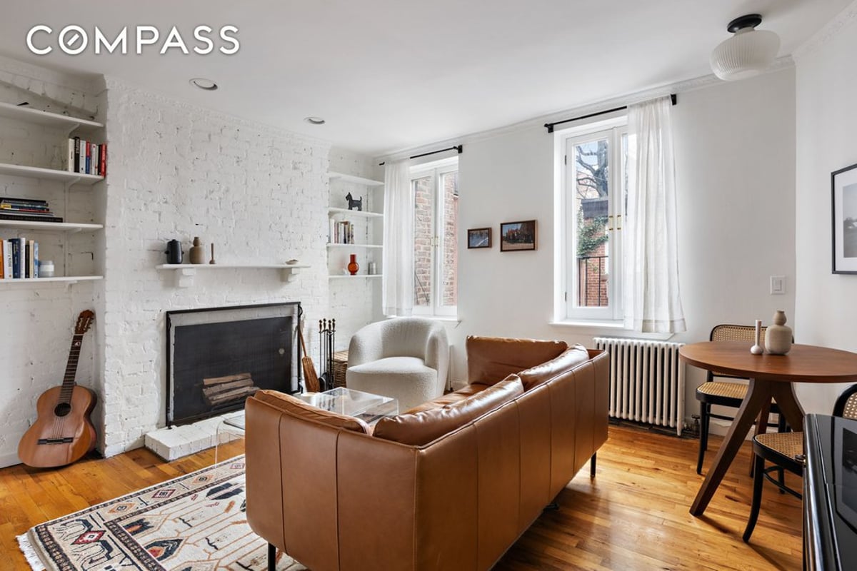 Photo for The Muffin House - 337 West 20th Street Cooperative in Chelsea, Manhattan