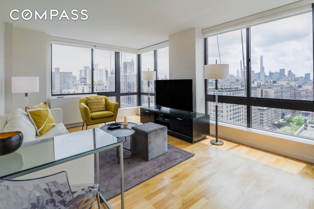 Photo for The Lyric - 255 West 94th Street Rental Building in Upper West Side, Manhattan