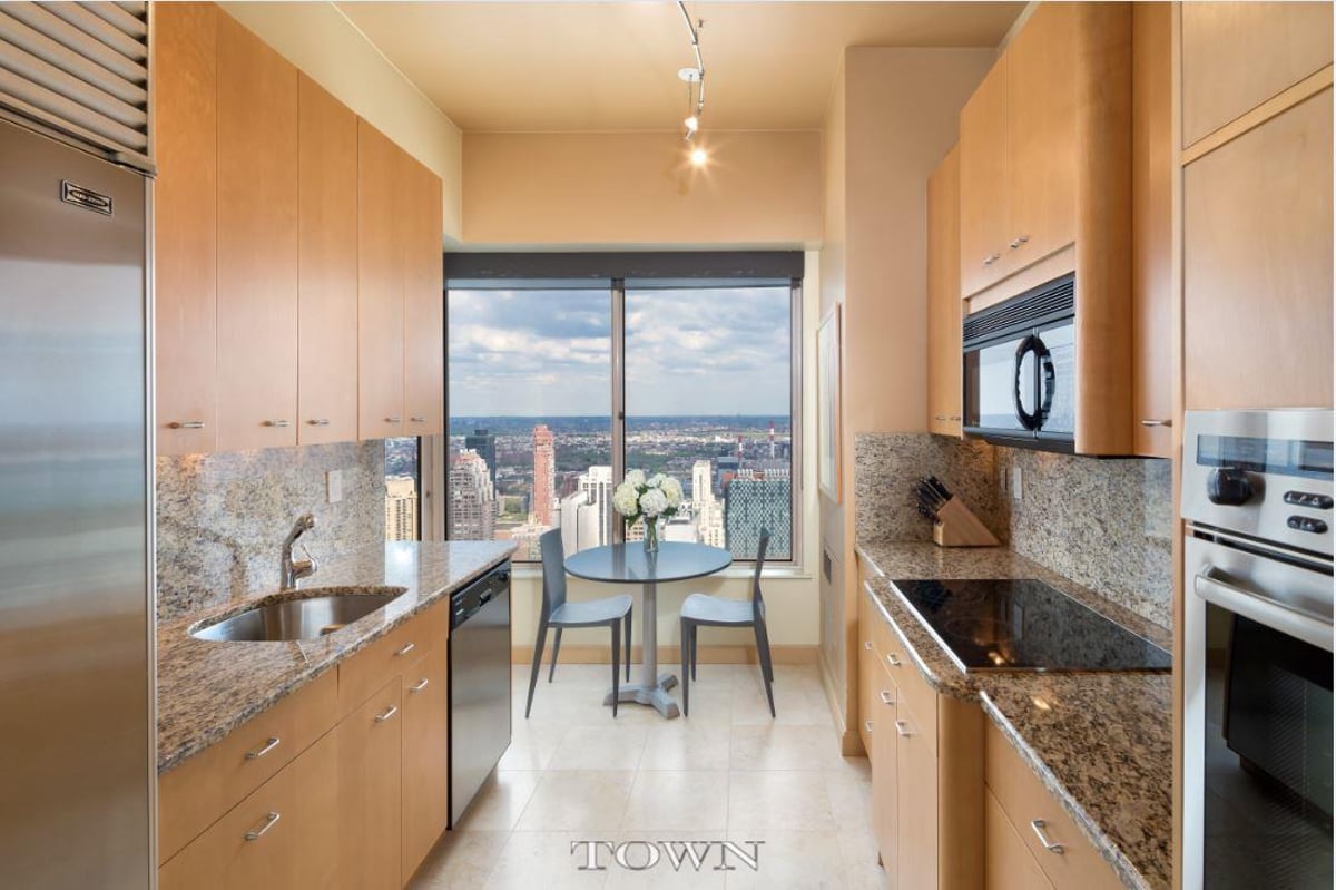 Photo for 200 East 69th Street - 200 East 69th Street Condominium in Upper East Side, Manhattan