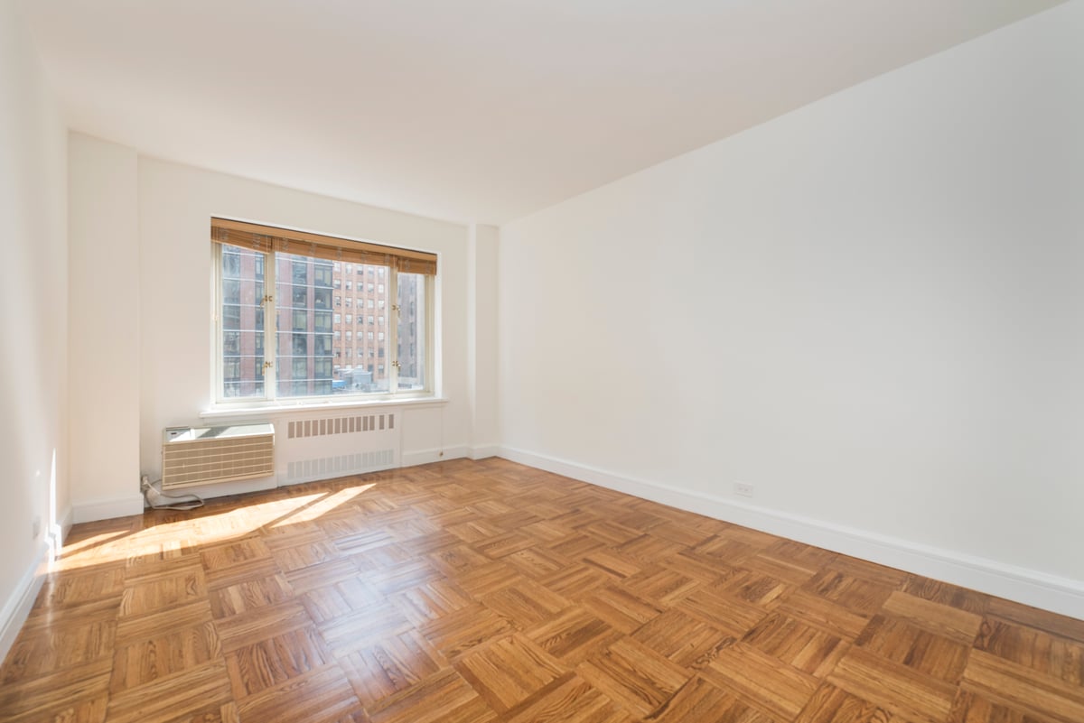 Photo for 36 East 36 Street - 36 East 36th Street Rental Building in Murray Hill, Manhattan