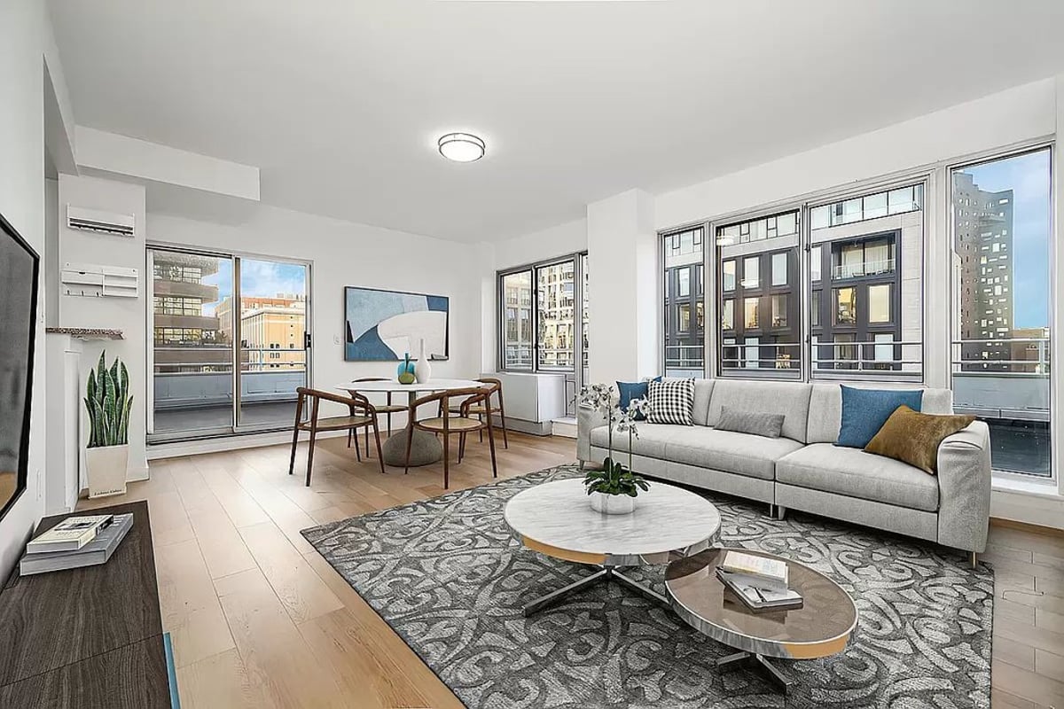 Photo for Chelsea Grande - 460 West 20th Street Rental Building in Chelsea, Manhattan