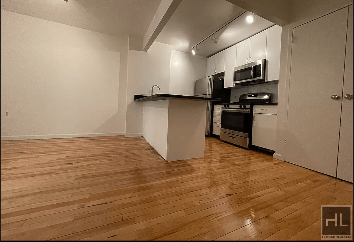 Photo for Tompkins Square Plaza - 190 East 7th Street Rental Building in East Village, Manhattan