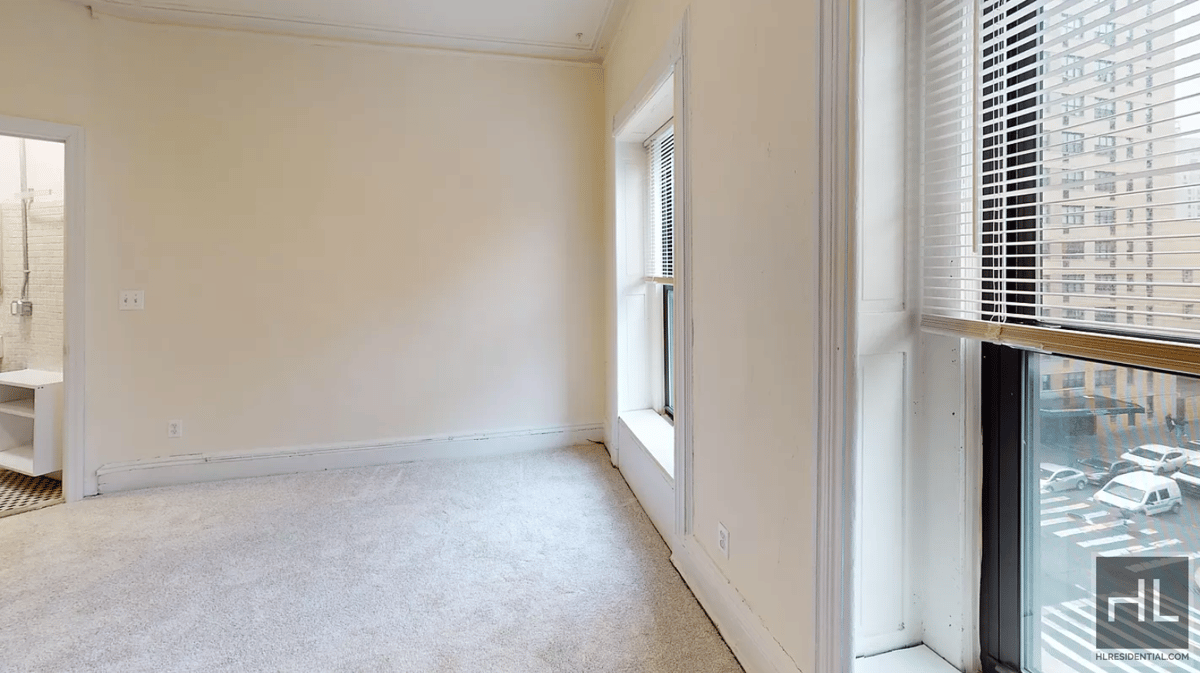 Photo for 325 West End Avenue - 325 West End Avenue Cooperative in Upper West Side, Manhattan