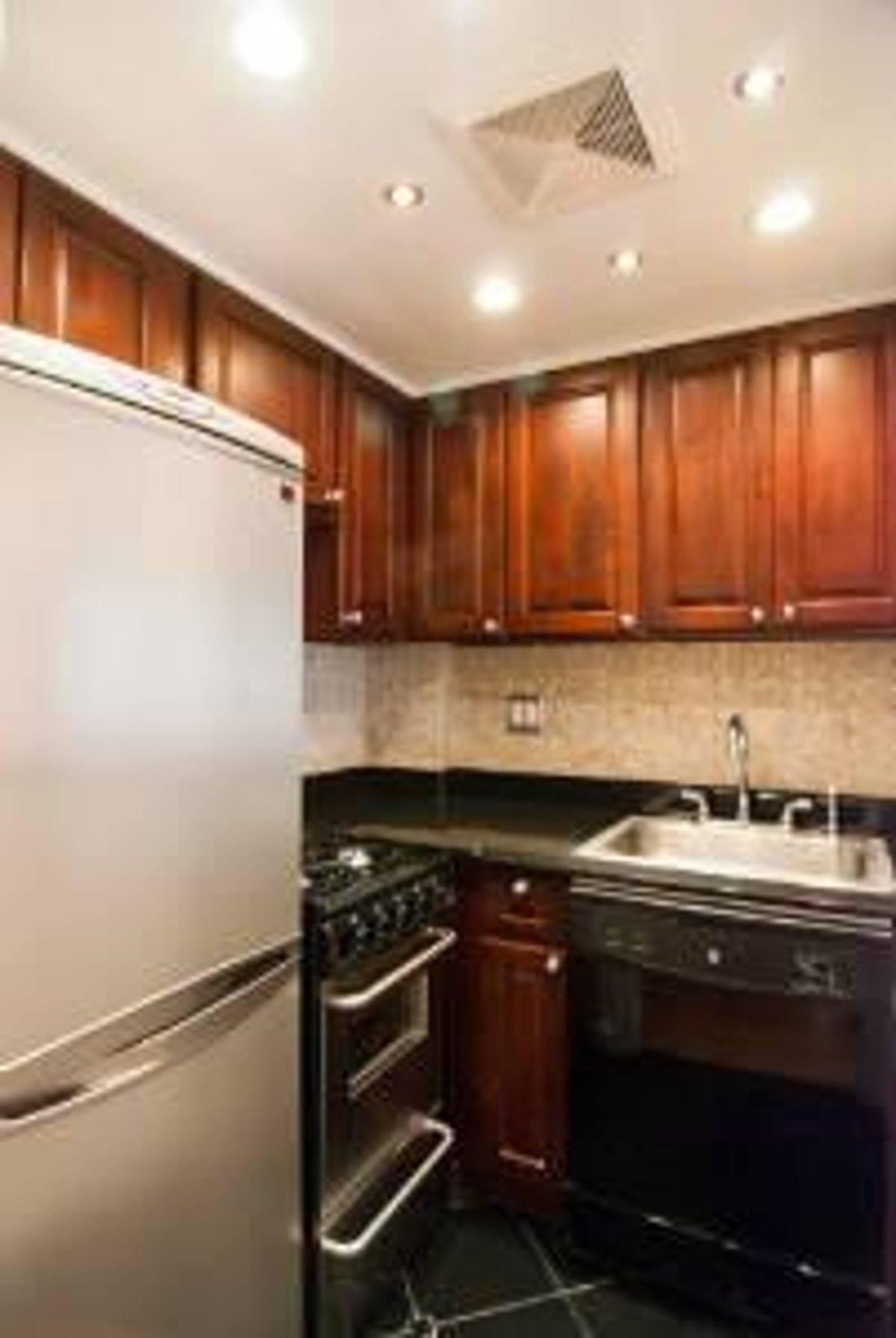 Photo for The Meurice - 145 West 58th Street Rental Building in Midtown, Manhattan