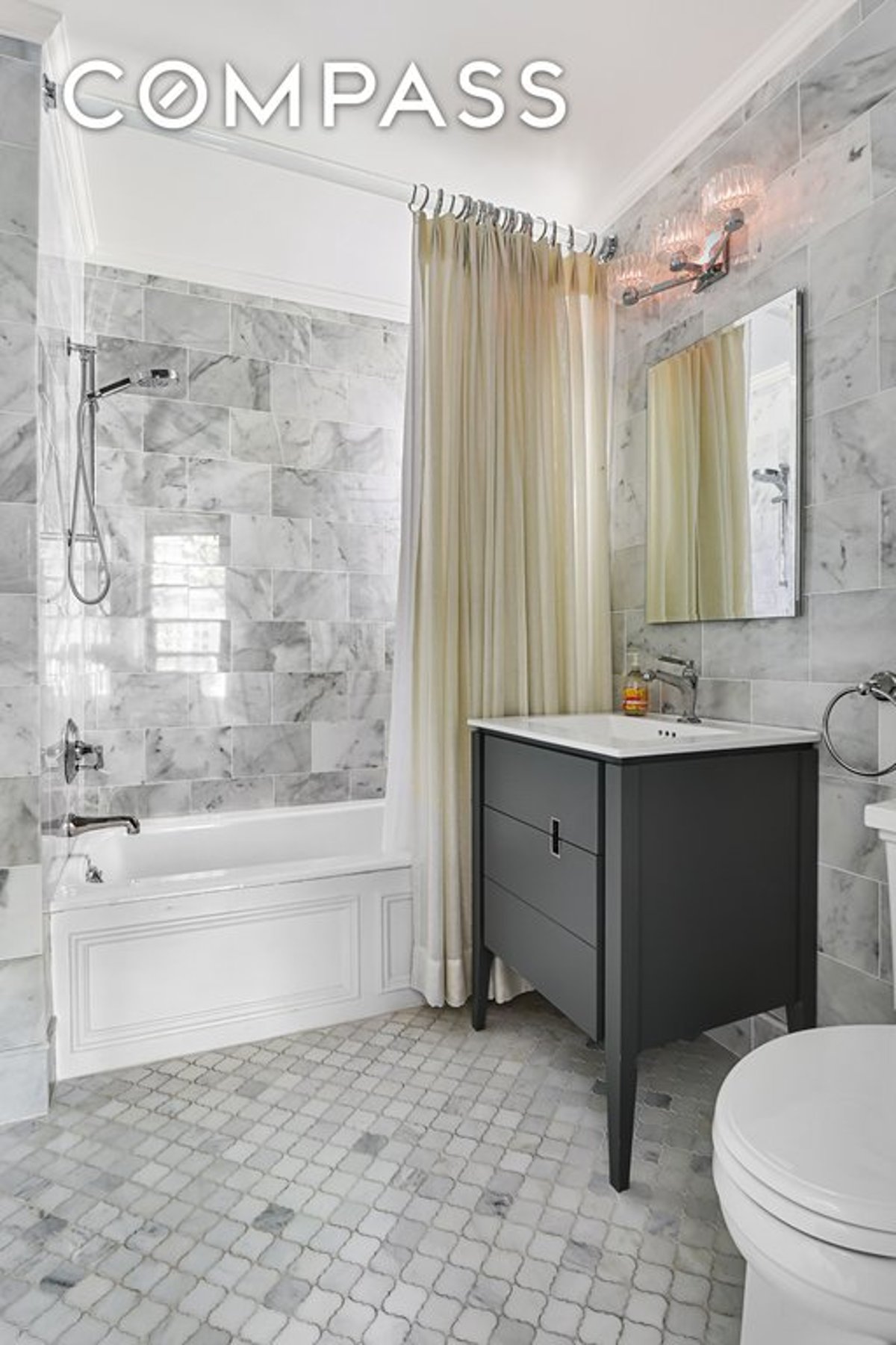 Photo for Lincoln Spencer Apartments - 140 West 69th Street Cooperative in Upper West Side, Manhattan