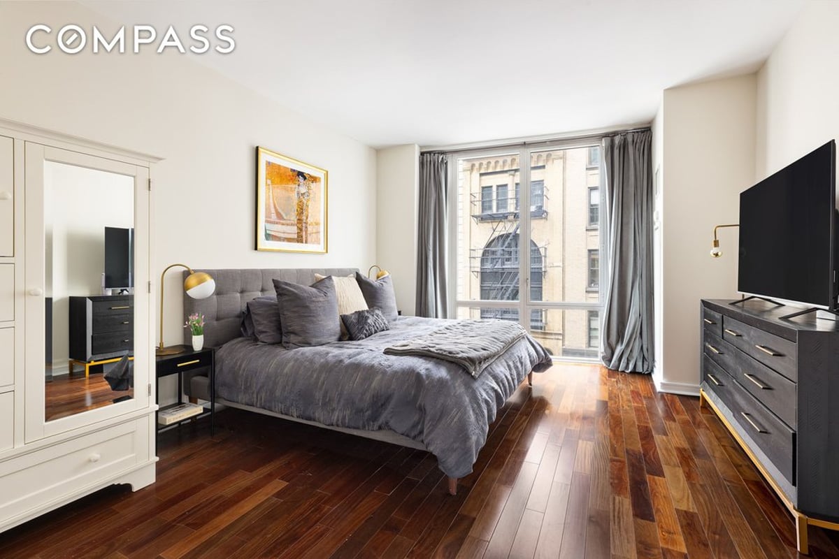 Photo for Chelsea House - 130 West 19th Street Condominium in Chelsea, Manhattan