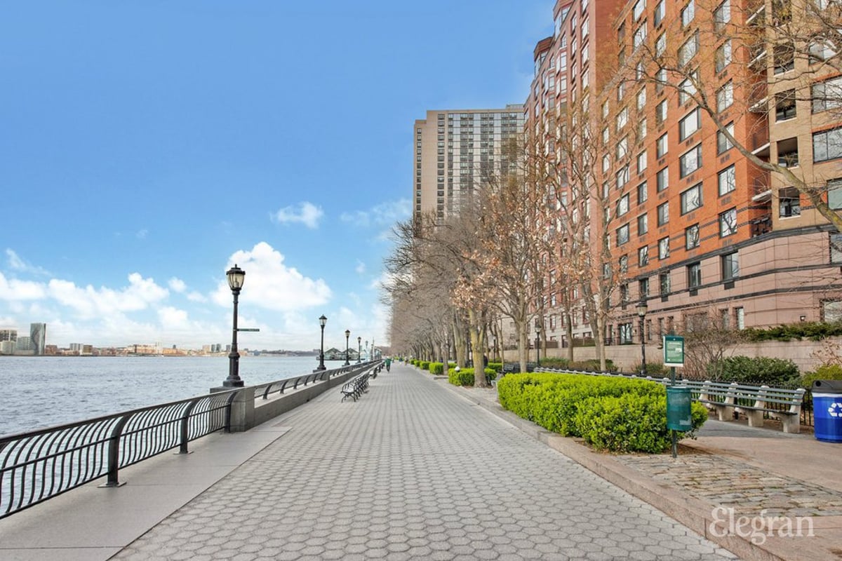 Photo for 225 Rector Place - 225 Rector Place Condominium in Battery Park City, Manhattan