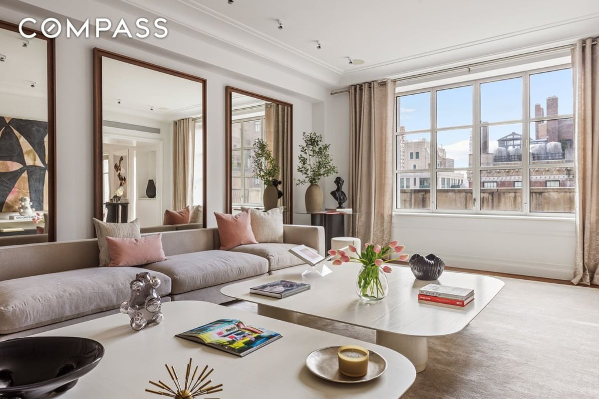 Photo for 135 East 79th Street - 135 East 79th Street Condominium in Upper East Side, Manhattan