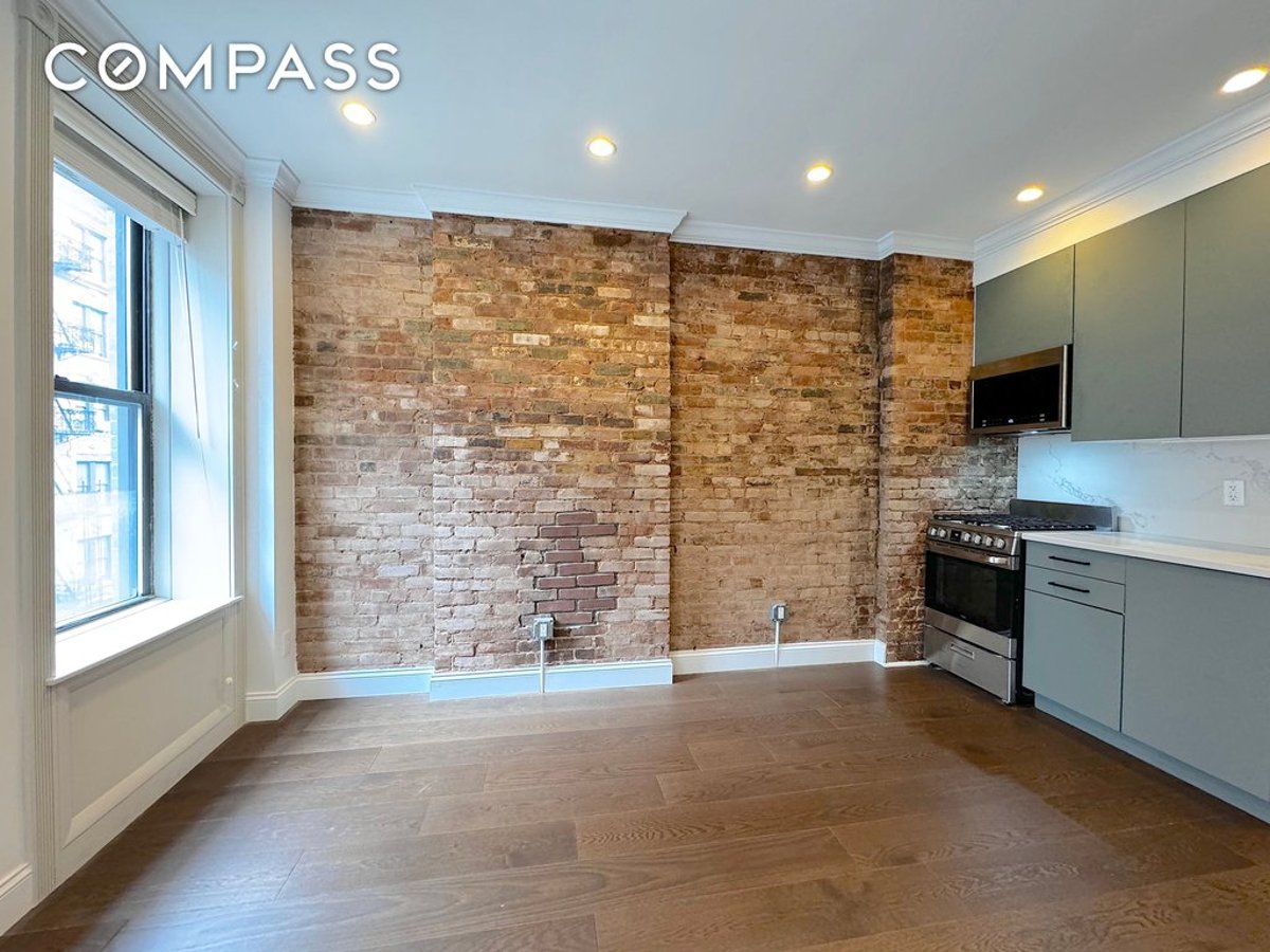 Photo for 105 THOMPSON STREET - 105 Thompson Street Cooperative in Soho, Manhattan