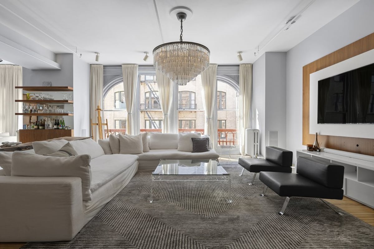 Photo for 644 BROADWAY - 644 Broadway Cooperative in Greenwich Village, Manhattan