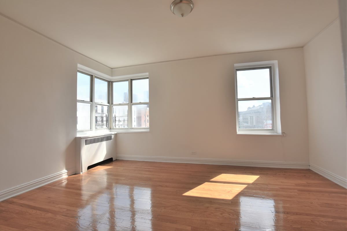 Photo for 4300 Broadway - 4300 Broadway Rental Building in Fort George, Manhattan