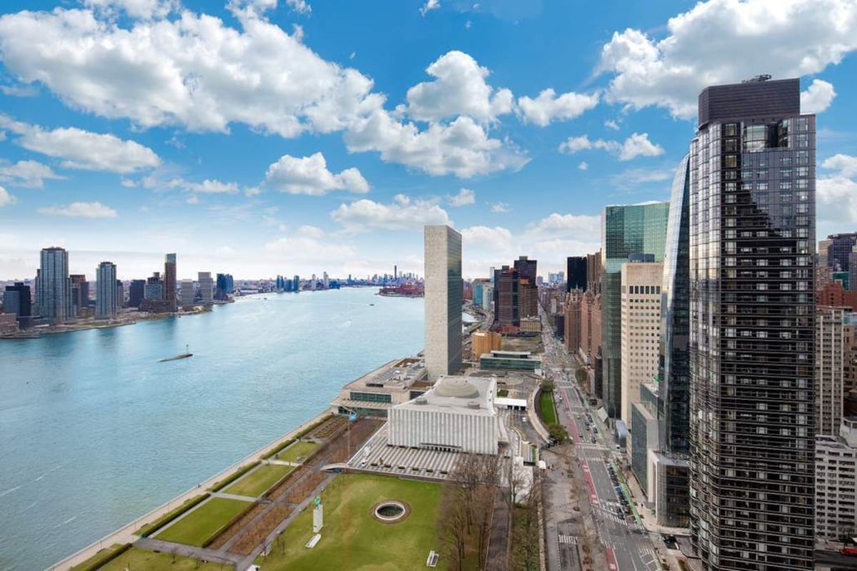 Photo for United Nations Plaza - 860 United Nations Plaza Cooperative in Turtle Bay, Manhattan