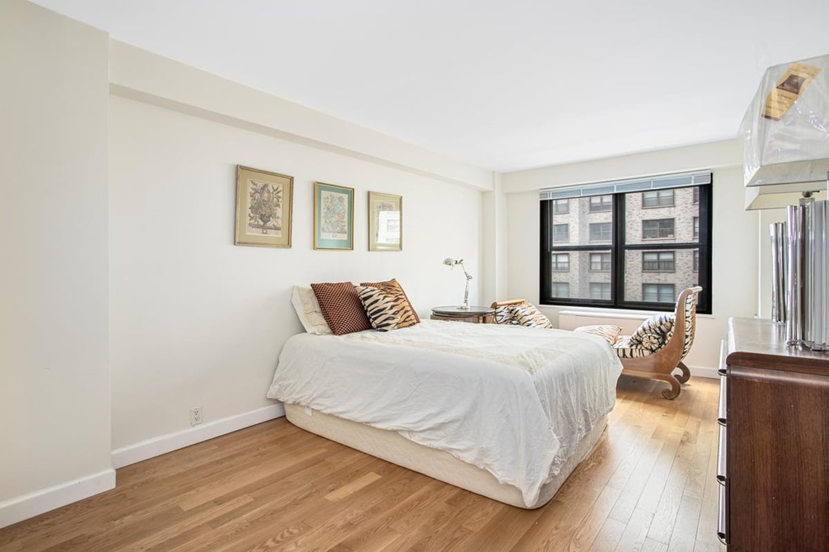 Photo for The Carlton East - 220 East 57th Street Cooperative in Midtown East, Manhattan