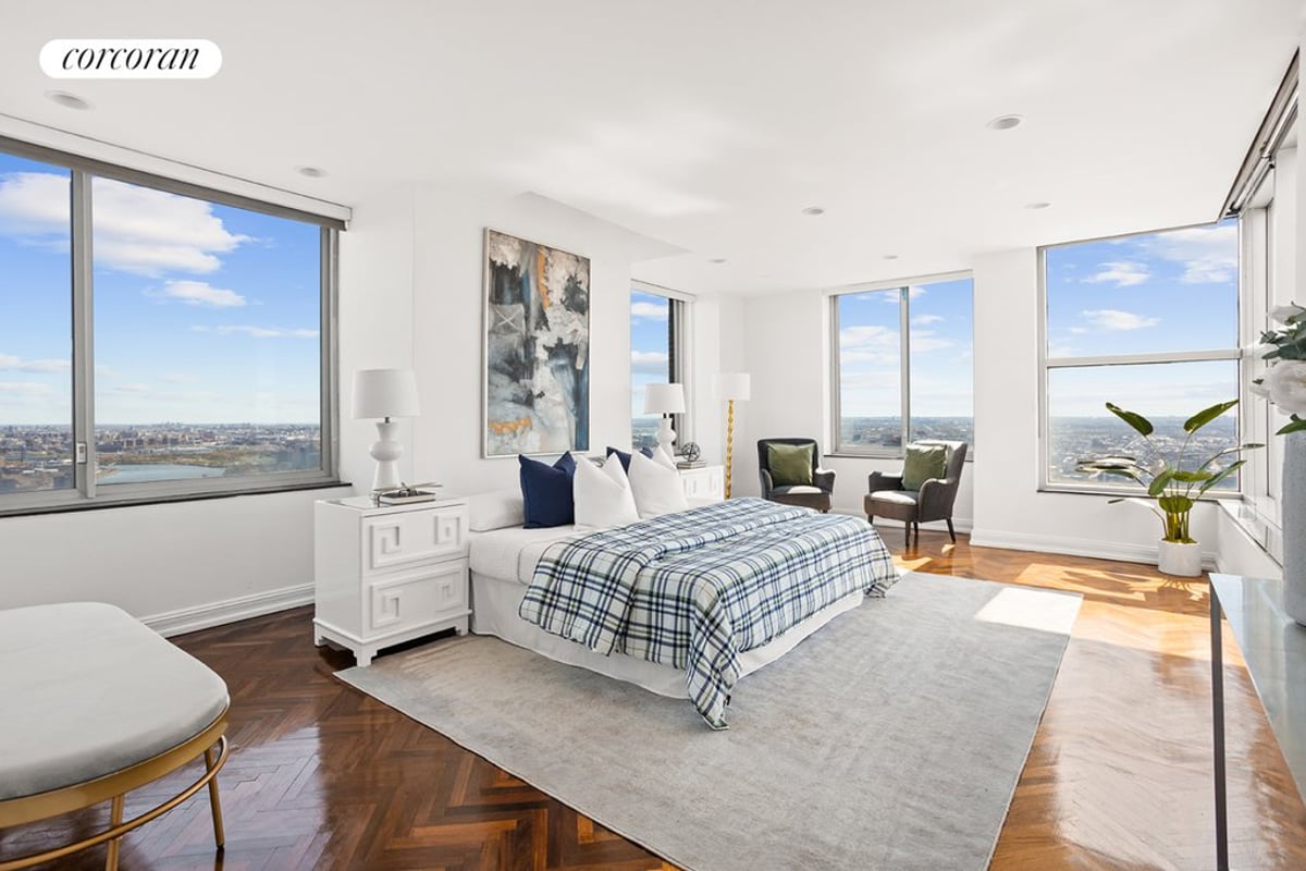 Photo for Leighton House - 360 East 88th Street Condominium in Upper East Side, Manhattan