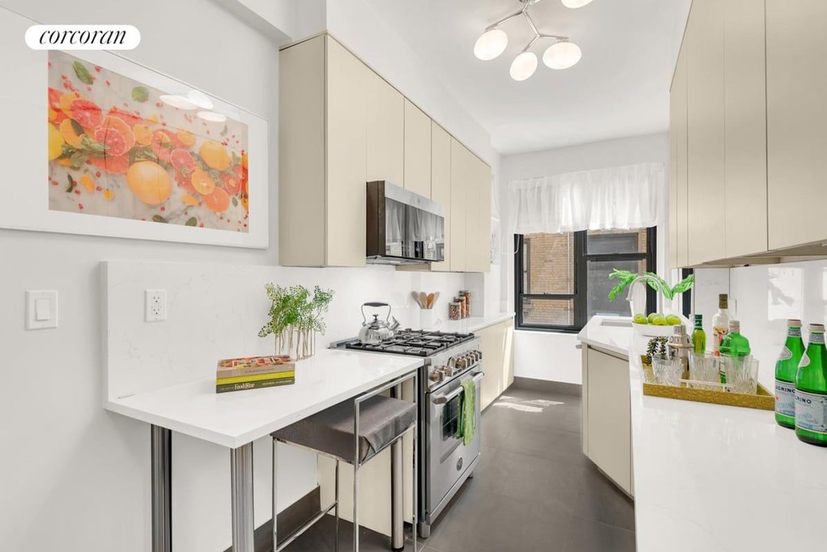 Photo for The Viewest - 277 West End Avenue Cooperative in Upper West Side, Manhattan