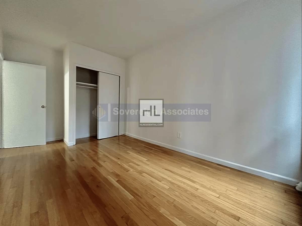 Photo for Bridge Tower Place - 401 East 60th Street Condominium in Upper East Side, Manhattan